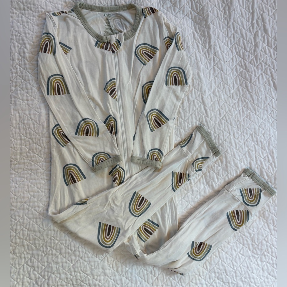 Kyte Baby Aloe Rainbow one-piece pajama